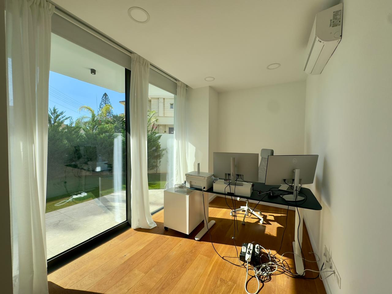 Apartment (Flat) in Green Area, Limassol for Sale