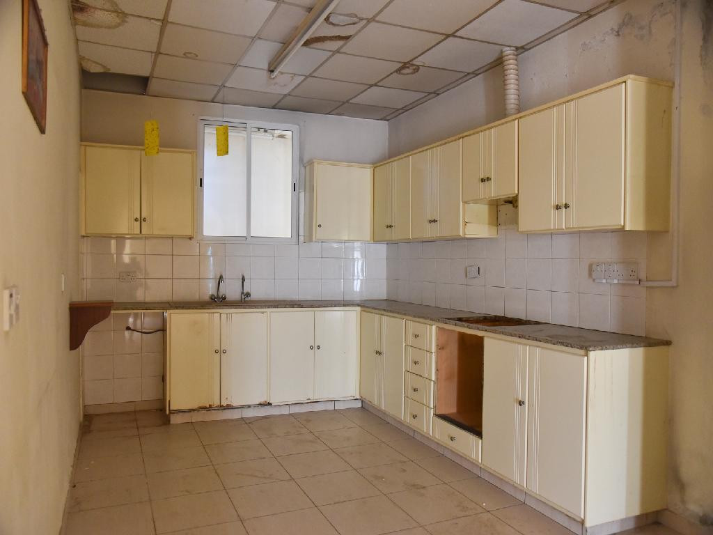 Investment (Mixed Use) in Aradippou, Larnaca for Sale