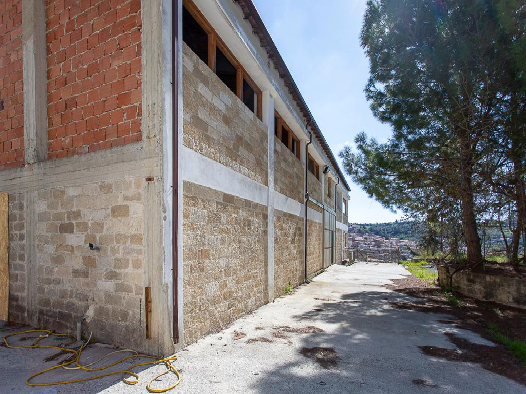 Commercial (Warehouse/Factory) in Arsos, Limassol for Sale