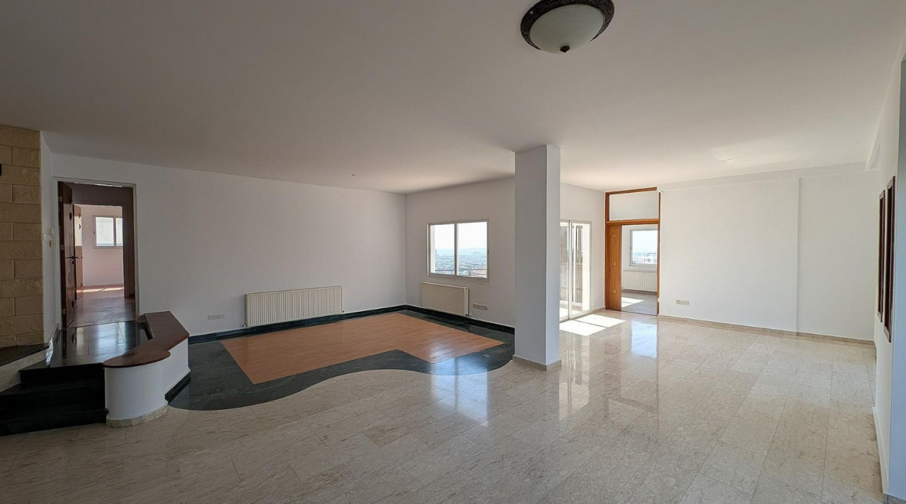 House (Detached) in Agia Fyla, Limassol for Sale