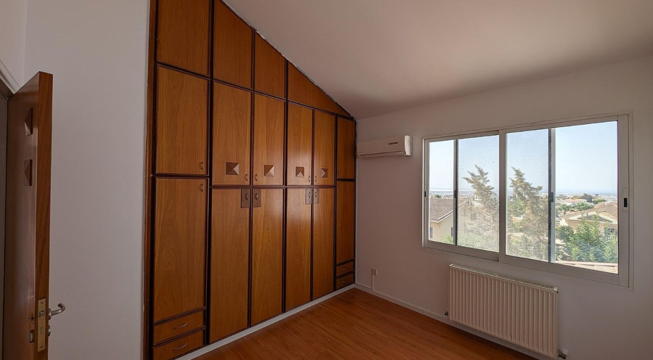 House (Detached) in Agia Fyla, Limassol for Sale