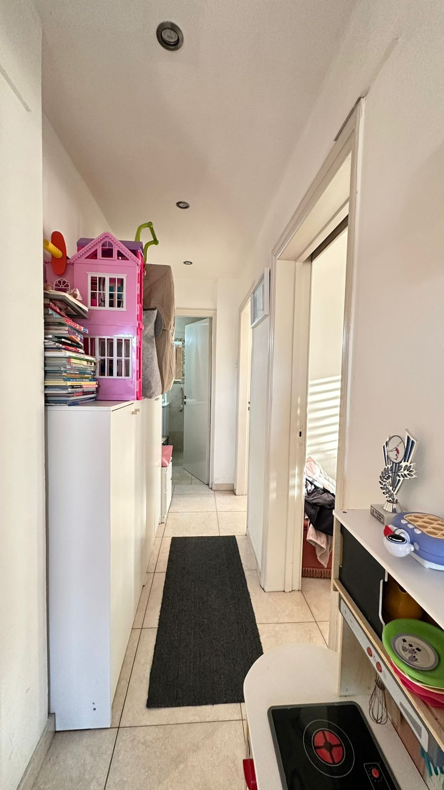 Apartment (Flat) in Neapoli, Limassol for Sale