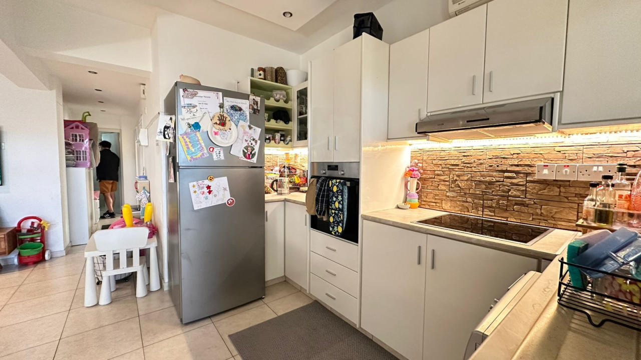 Apartment (Flat) in Neapoli, Limassol for Sale