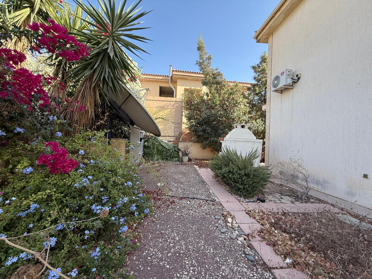 House (Detached) in Moutagiaka, Limassol for Sale