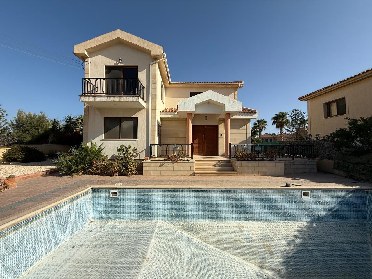 House (Detached) in Moutagiaka, Limassol for Sale