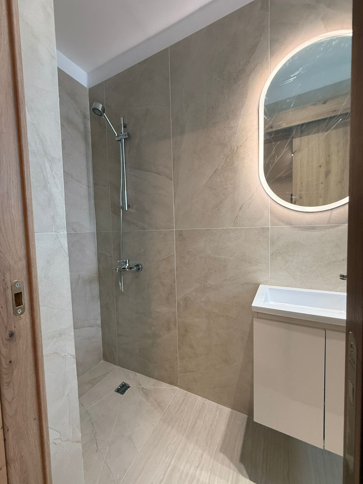 House (Semi detached) in Germasoyia Tourist Area, Limassol for Rent