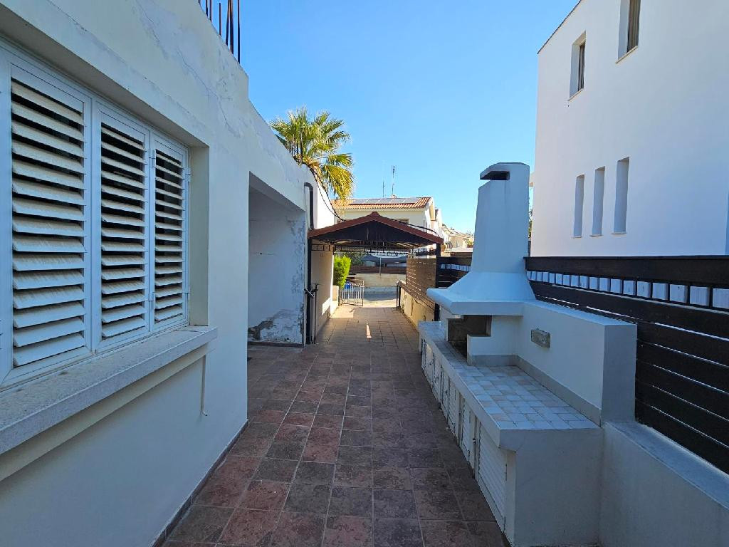 House (Detached) in Engomi, Nicosia for Sale