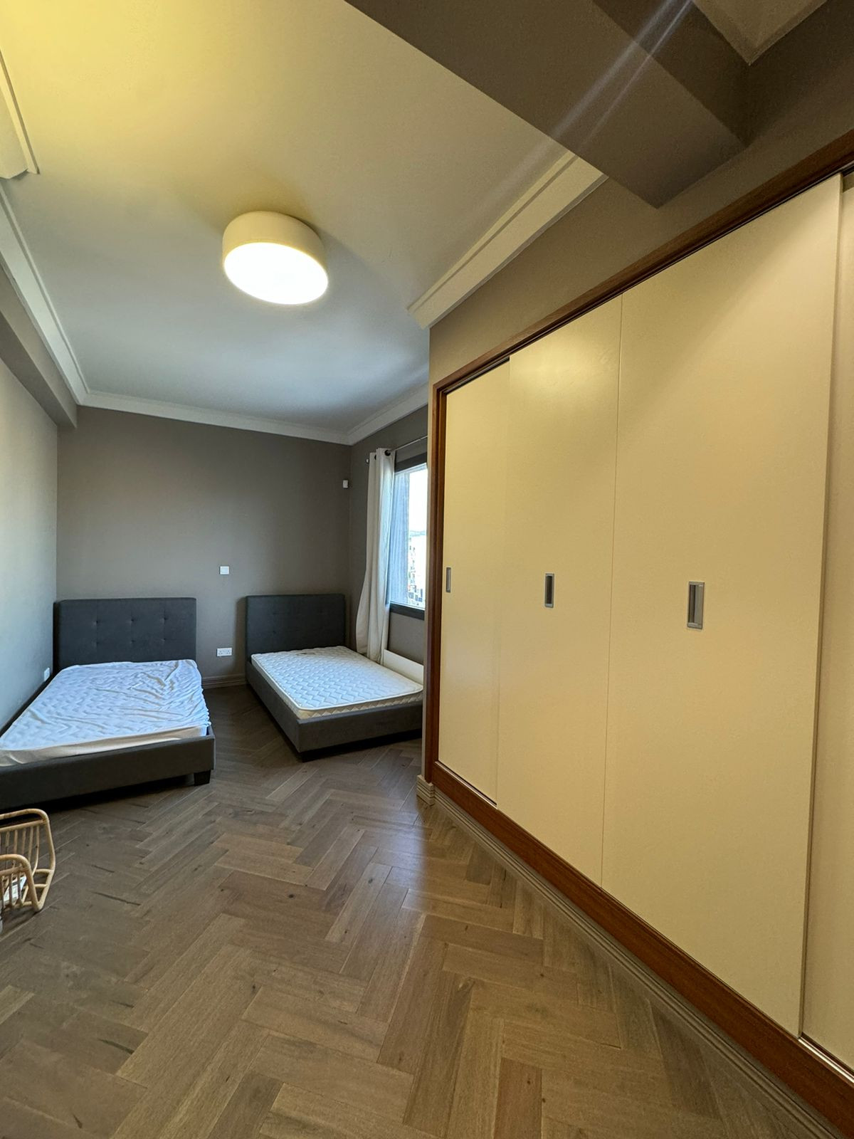 Apartment (Penthouse) in Neapoli, Limassol for Rent