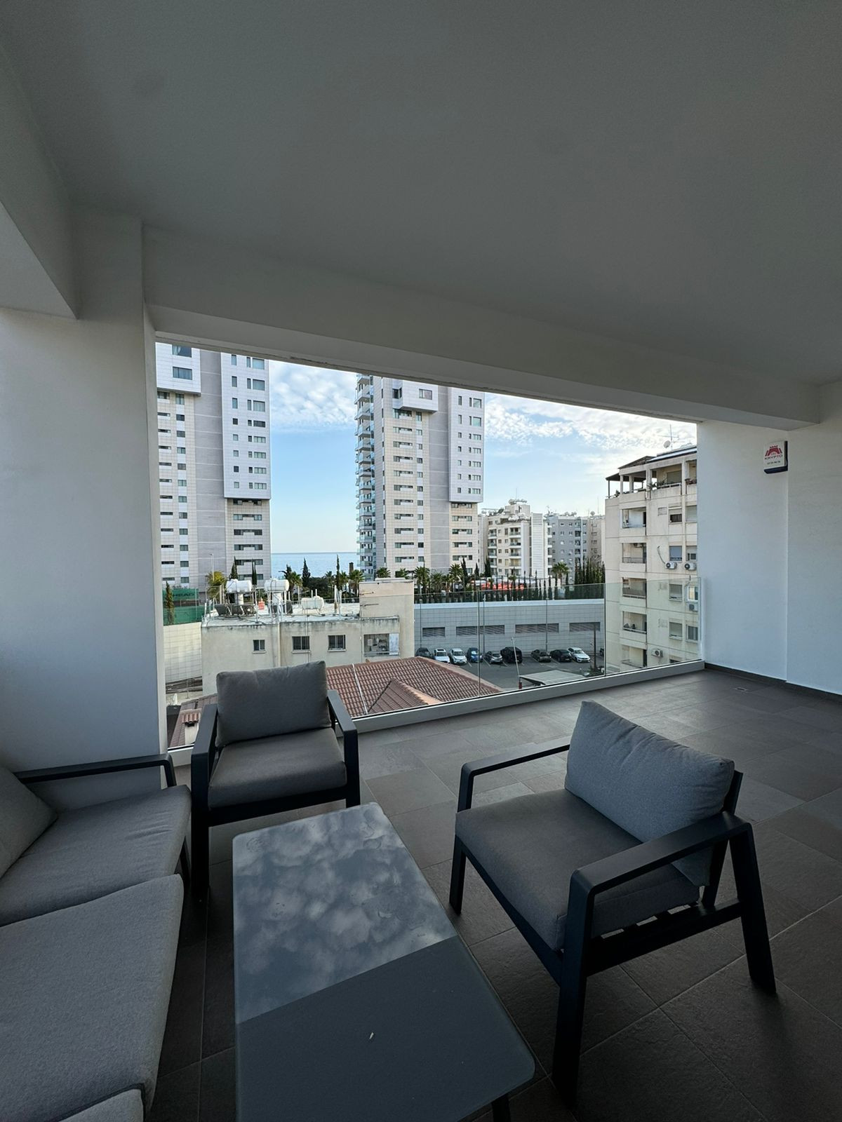 Apartment (Penthouse) in Neapoli, Limassol for Rent