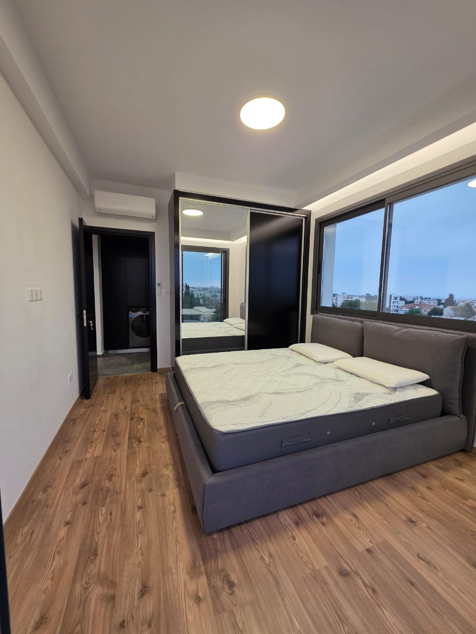 Apartment (Flat) in City Center, Paphos for Rent