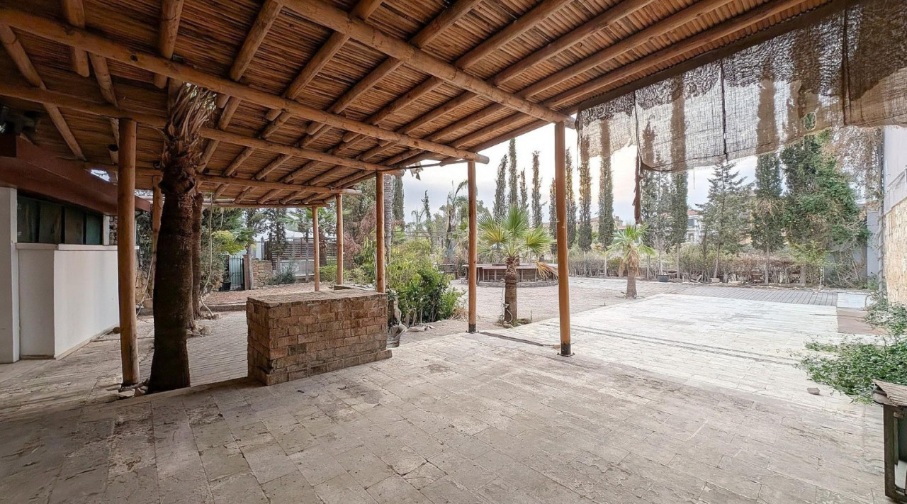 Commercial (Building) in City Area, Nicosia for Sale