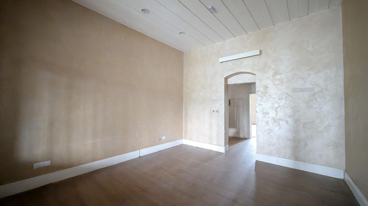 Commercial (Building) in City Area, Nicosia for Sale