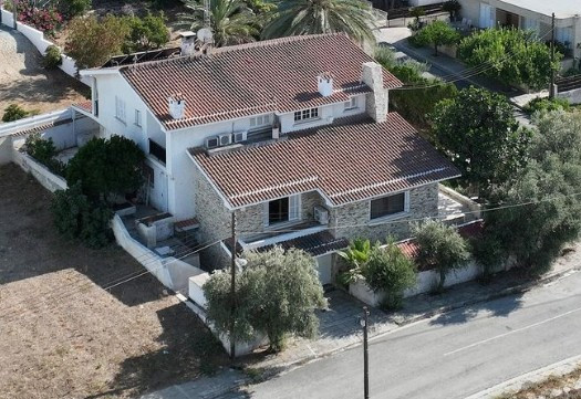House (Detached) in Aglantzia, Nicosia for Sale