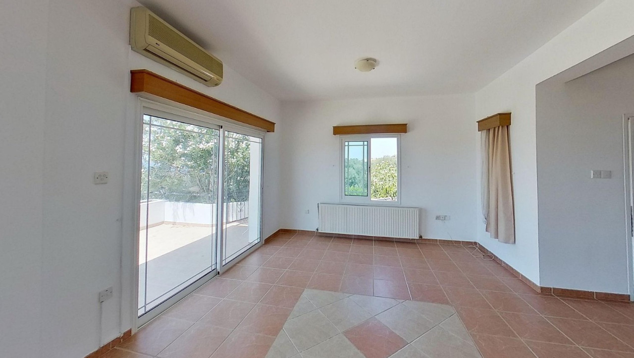 House (Detached) in Nea Dimmata, Paphos for Sale