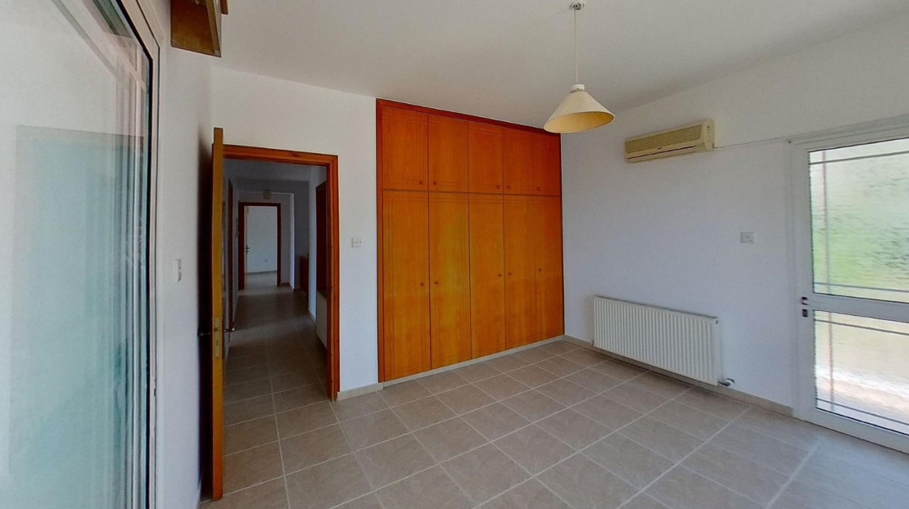 House (Detached) in Nea Dimmata, Paphos for Sale