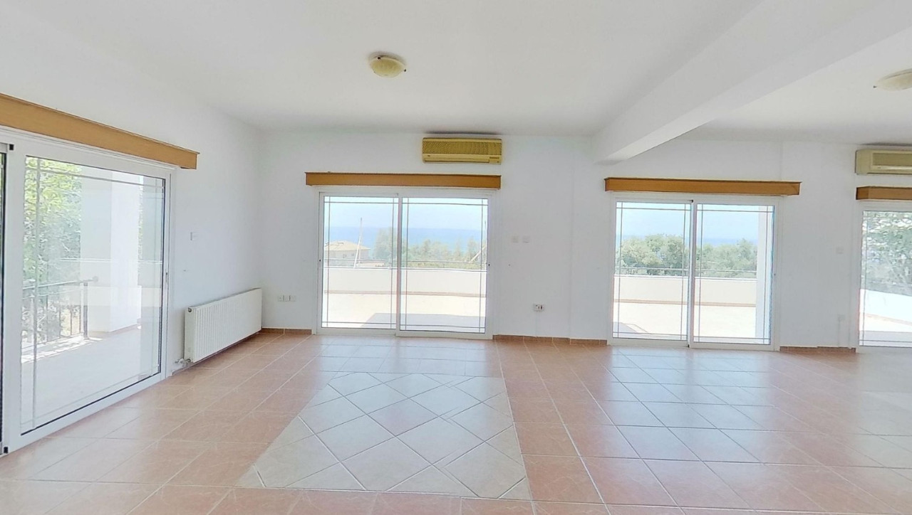 House (Detached) in Nea Dimmata, Paphos for Sale