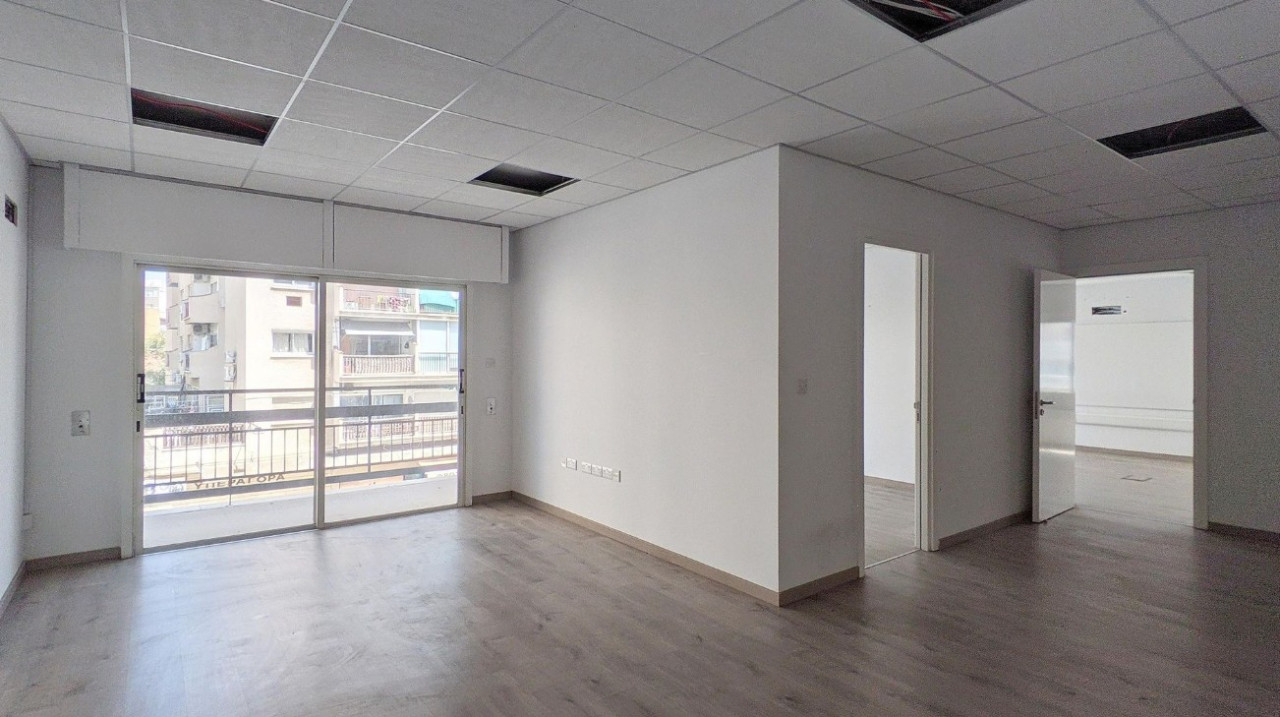 Commercial (Office) in Agioi Omologites, Nicosia for Sale
