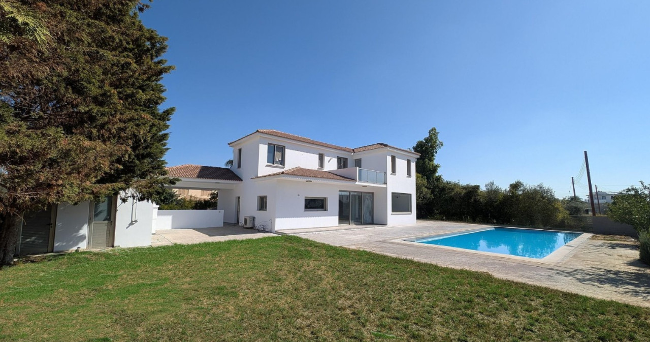 House (Detached) in Pano Deftera, Nicosia for Sale