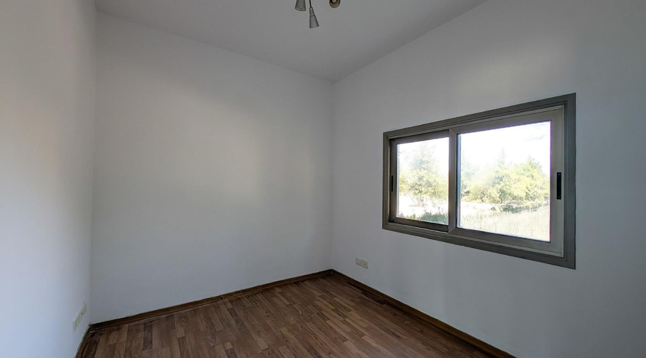 House (Detached) in Pano Deftera, Nicosia for Sale