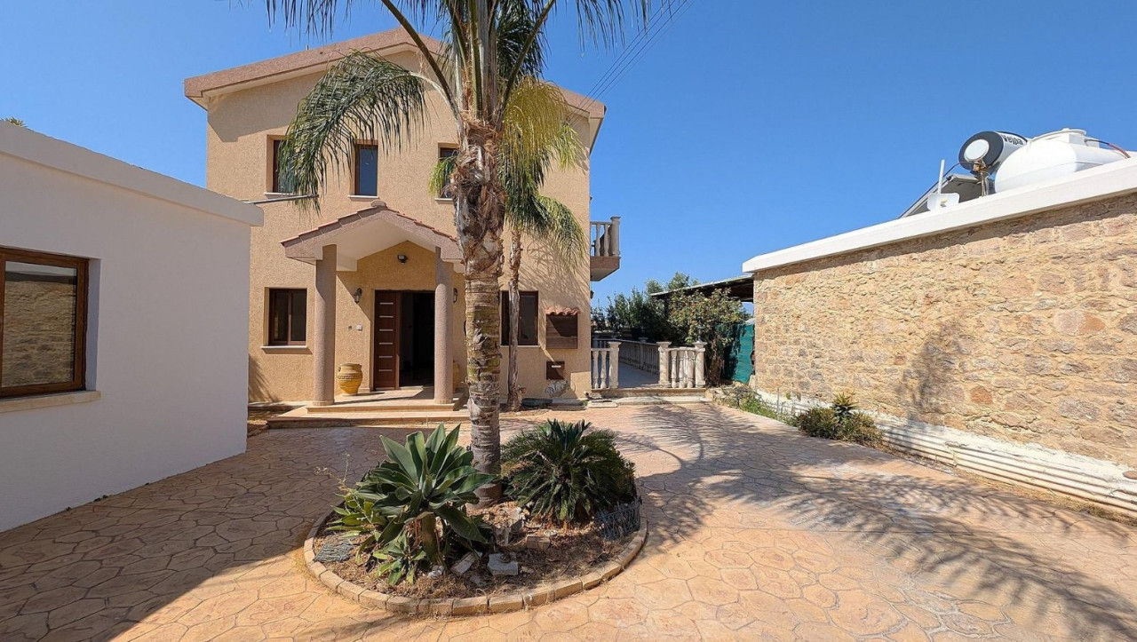House (Detached) in Konia, Paphos for Sale