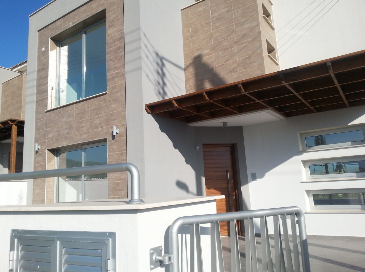 House (Maisonette) in Moni, Limassol for Sale