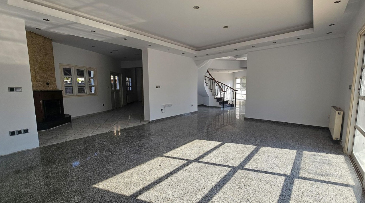 House (Detached) in Pano Deftera, Nicosia for Sale