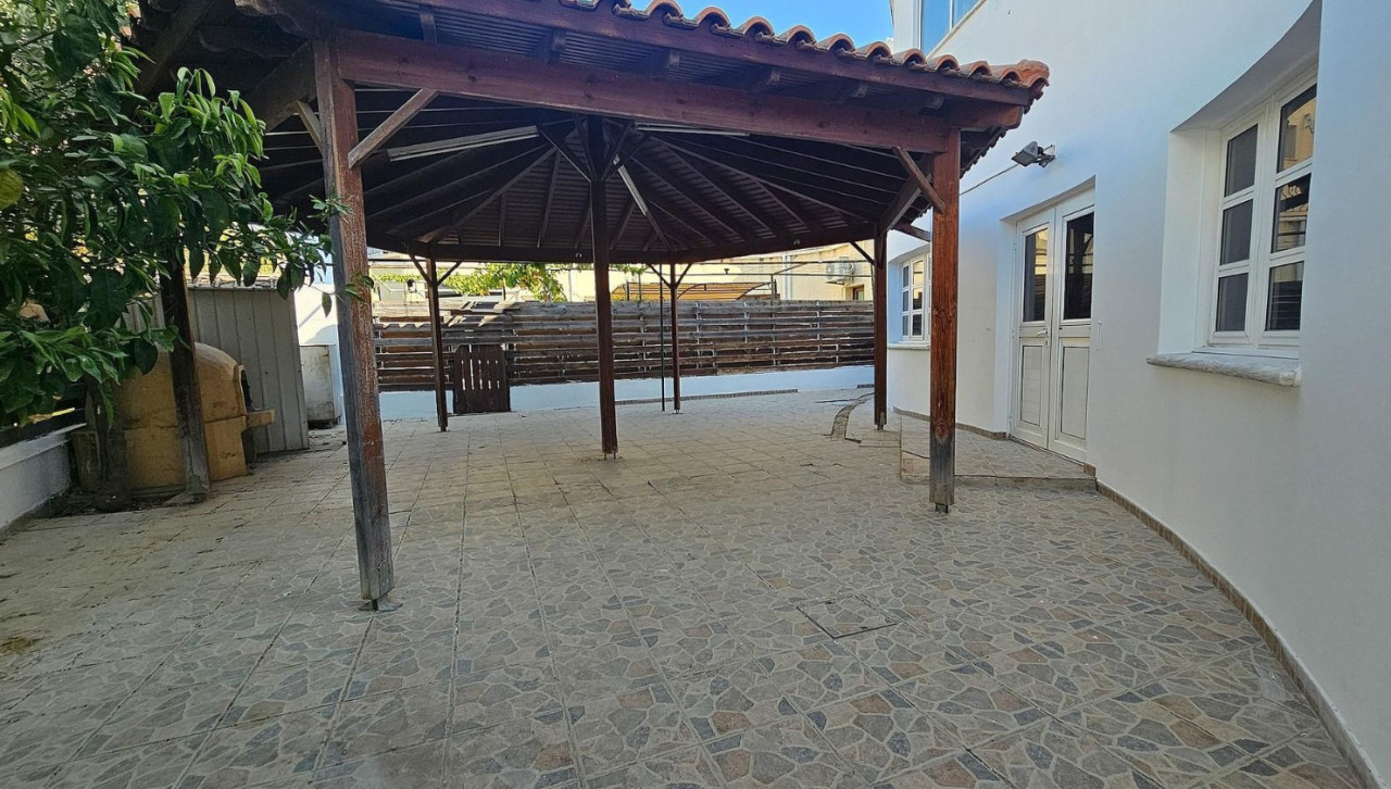 House (Detached) in Pano Deftera, Nicosia for Sale