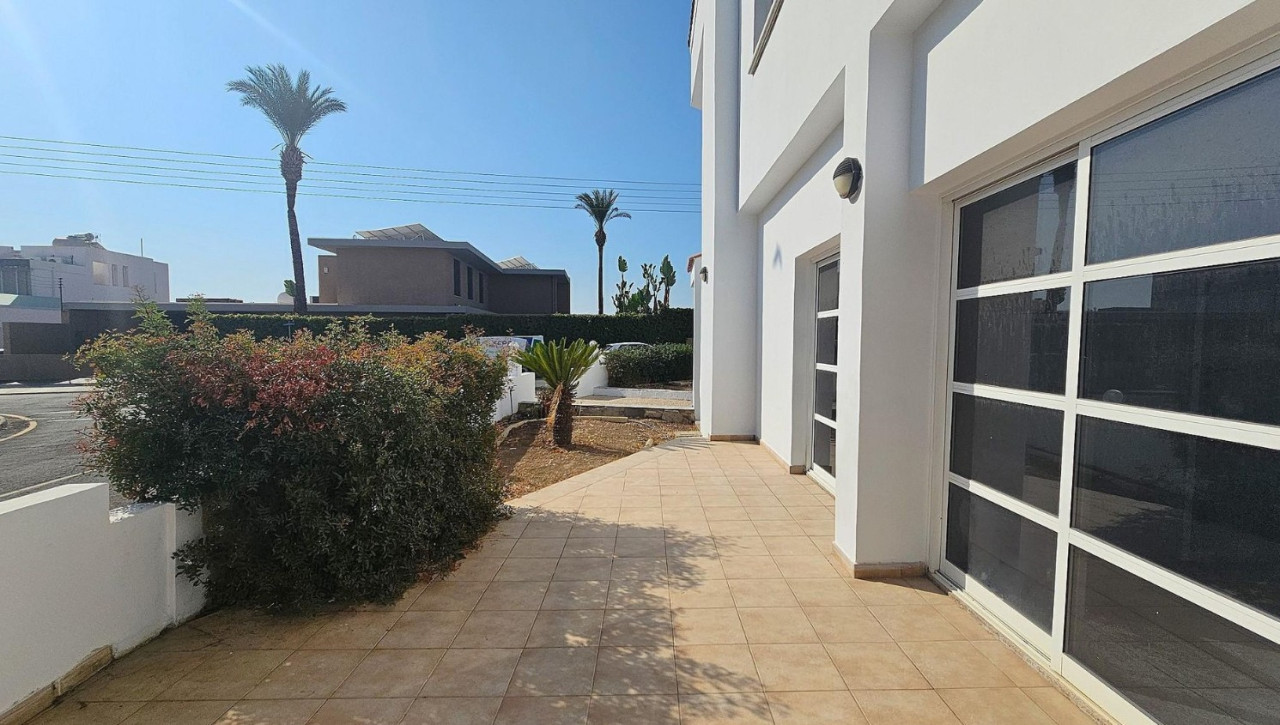 House (Detached) in Pano Deftera, Nicosia for Sale