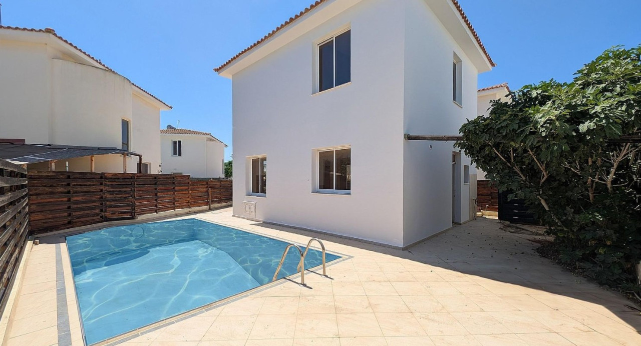 House (Detached) in Paralimni, Famagusta for Sale