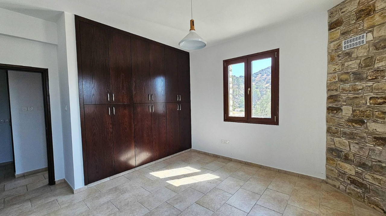 House (Semi detached) in Agia Anna, Larnaca for Sale