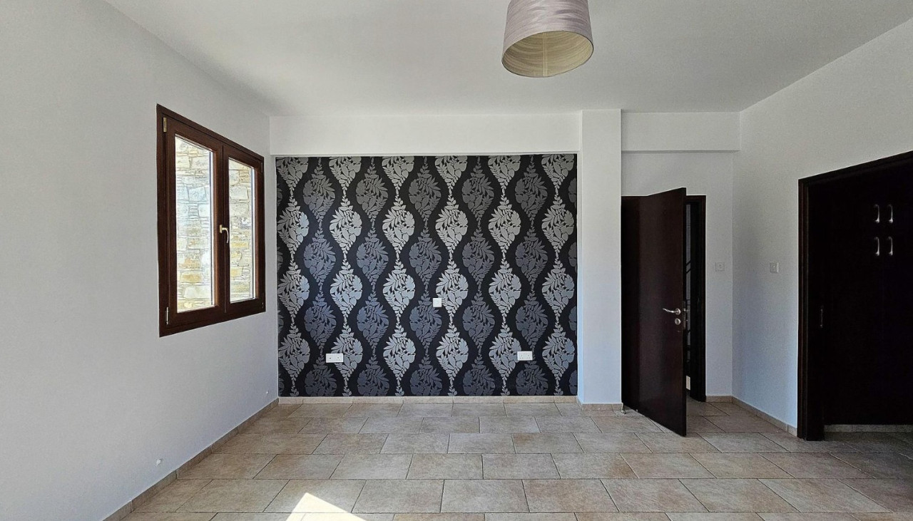 House (Semi detached) in Agia Anna, Larnaca for Sale