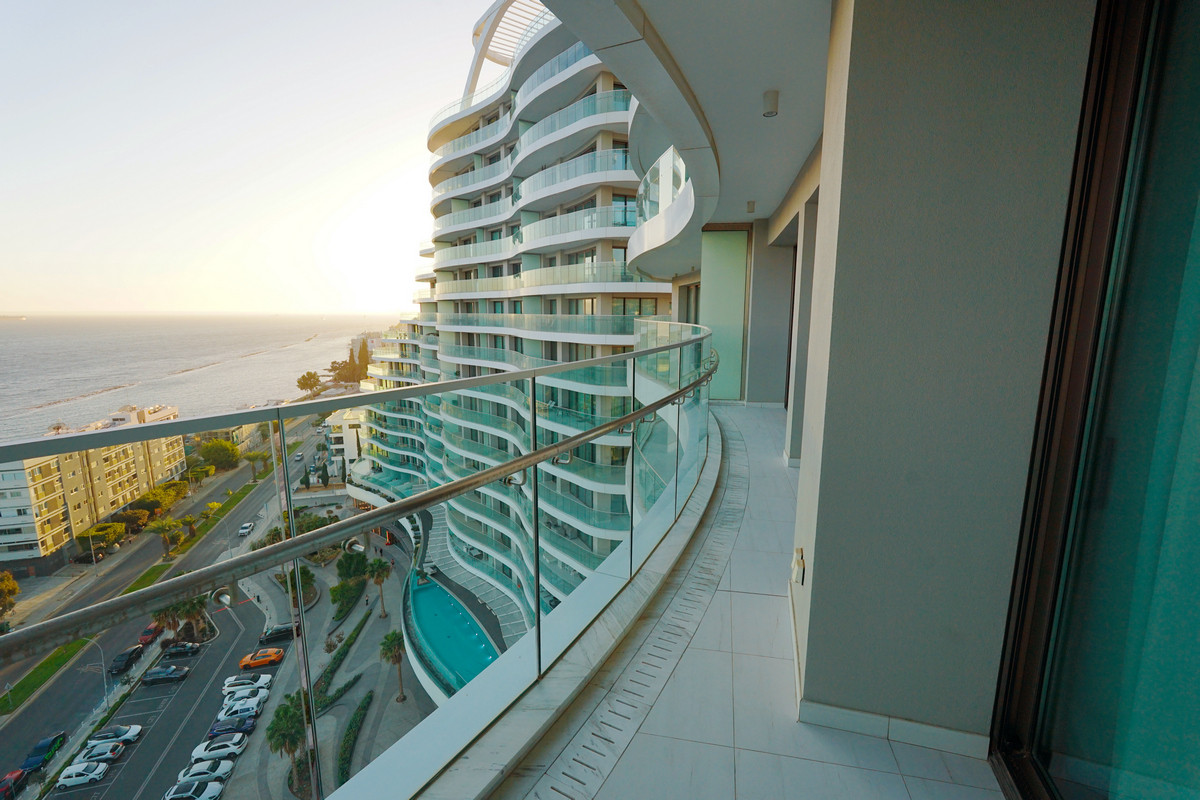 Apartment (Flat) in Germasoyia Tourist Area, Limassol for Sale