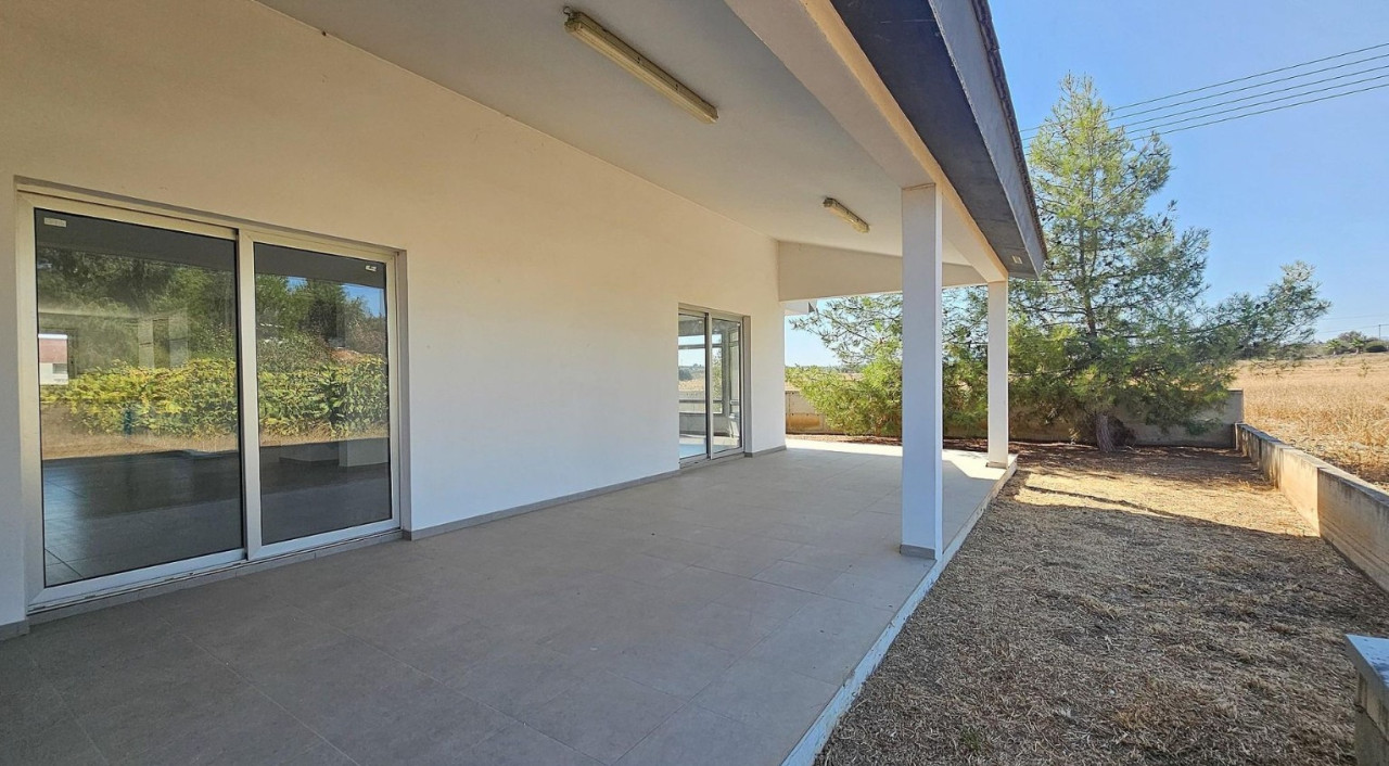 House (Detached) in Peristerona Nicosia, Nicosia for Sale