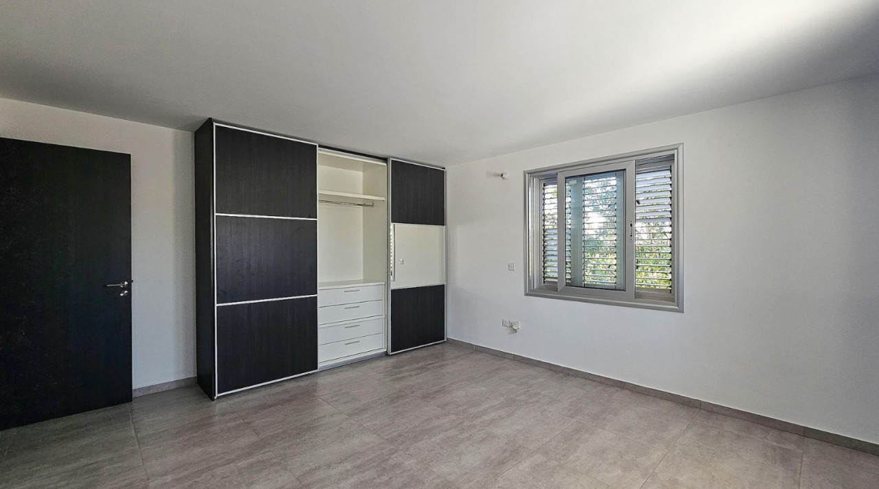 House (Detached) in Peristerona Nicosia, Nicosia for Sale