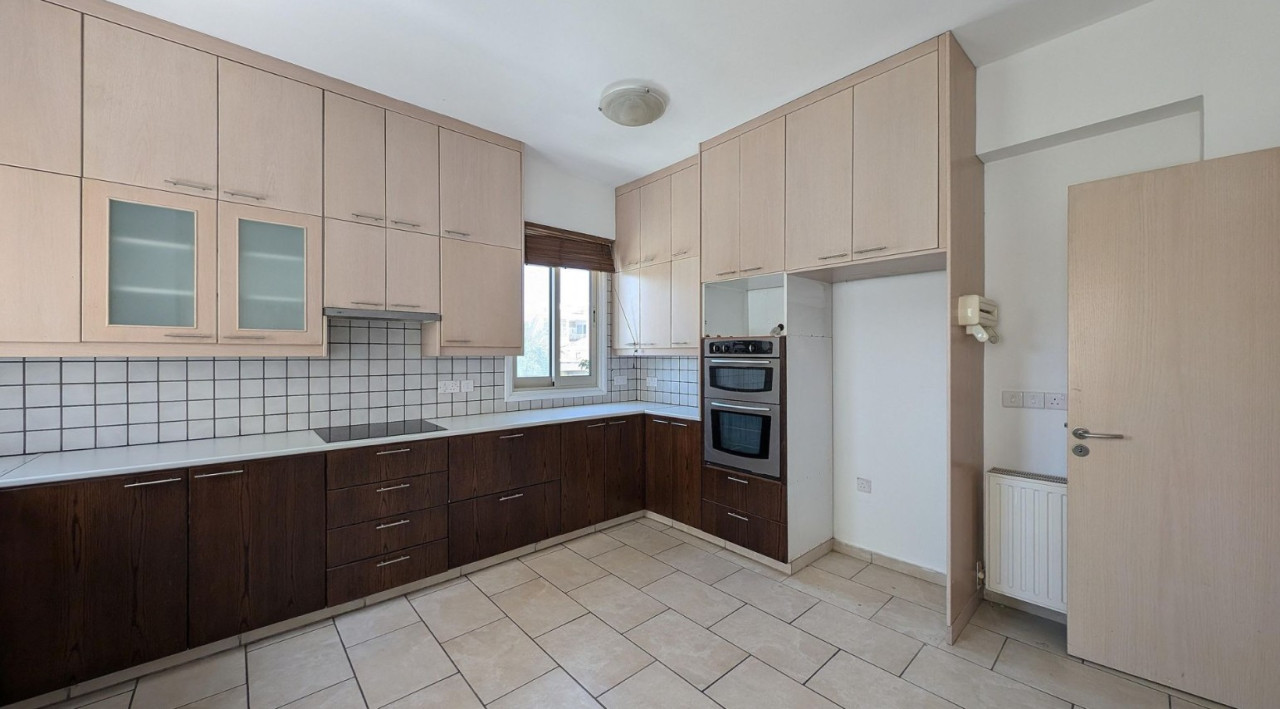 Apartment (Flat) in Strovolos, Nicosia for Sale