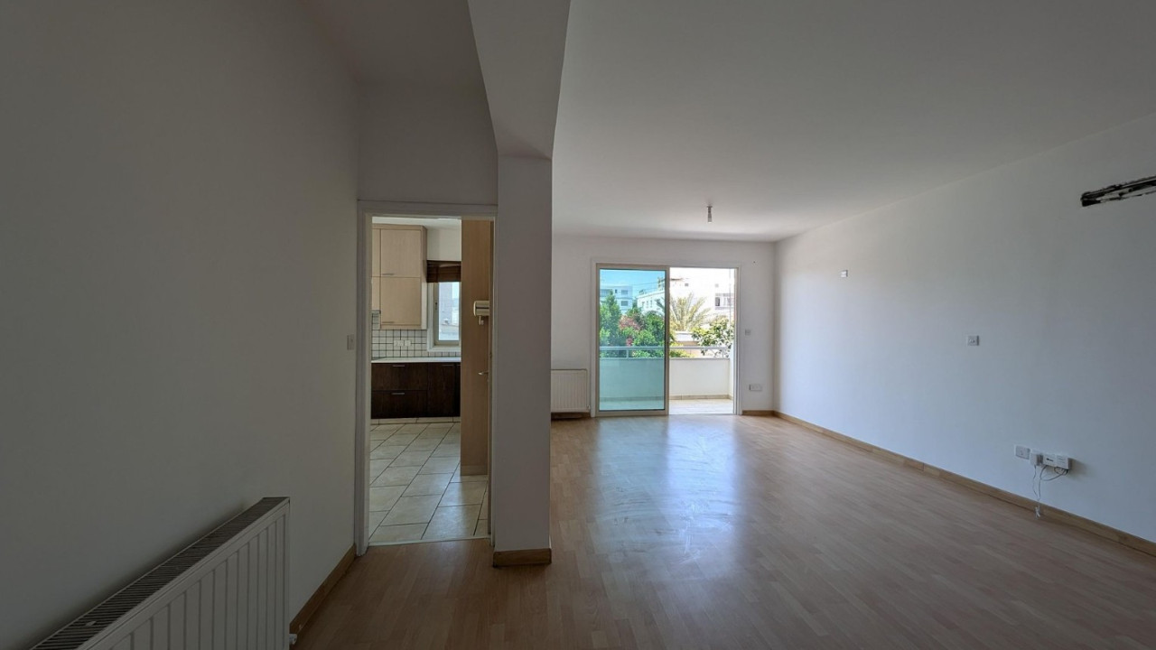Apartment (Flat) in Strovolos, Nicosia for Sale