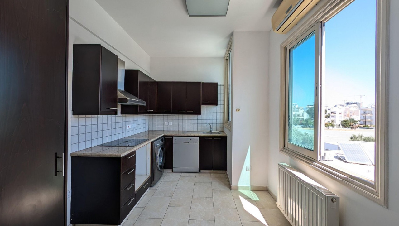 Apartment (Flat) in Strovolos, Nicosia for Sale