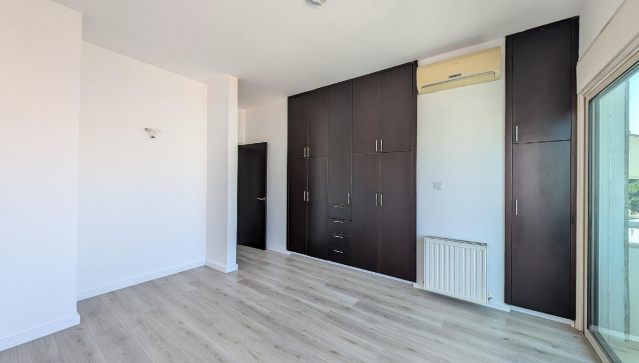 Apartment (Flat) in Strovolos, Nicosia for Sale