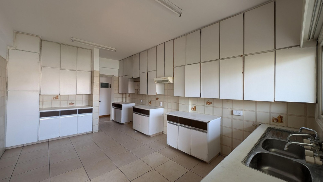 Apartment (Flat) in Engomi, Nicosia for Sale
