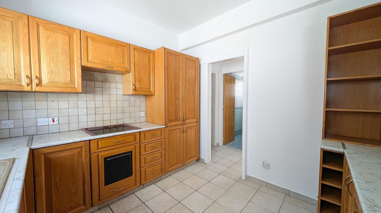 Apartment (Flat) in Strovolos, Nicosia for Sale