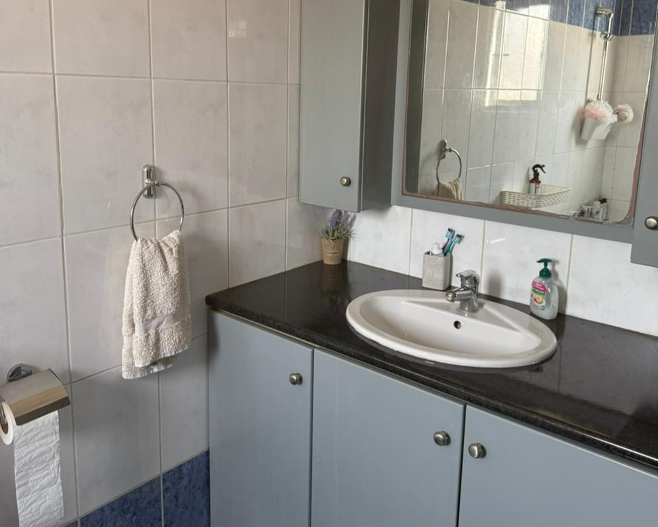 House (Semi detached) in Lakatamia, Nicosia for Rent