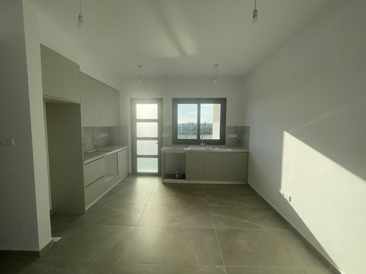 Apartment (Penthouse) in Polemidia (Kato), Limassol for Sale