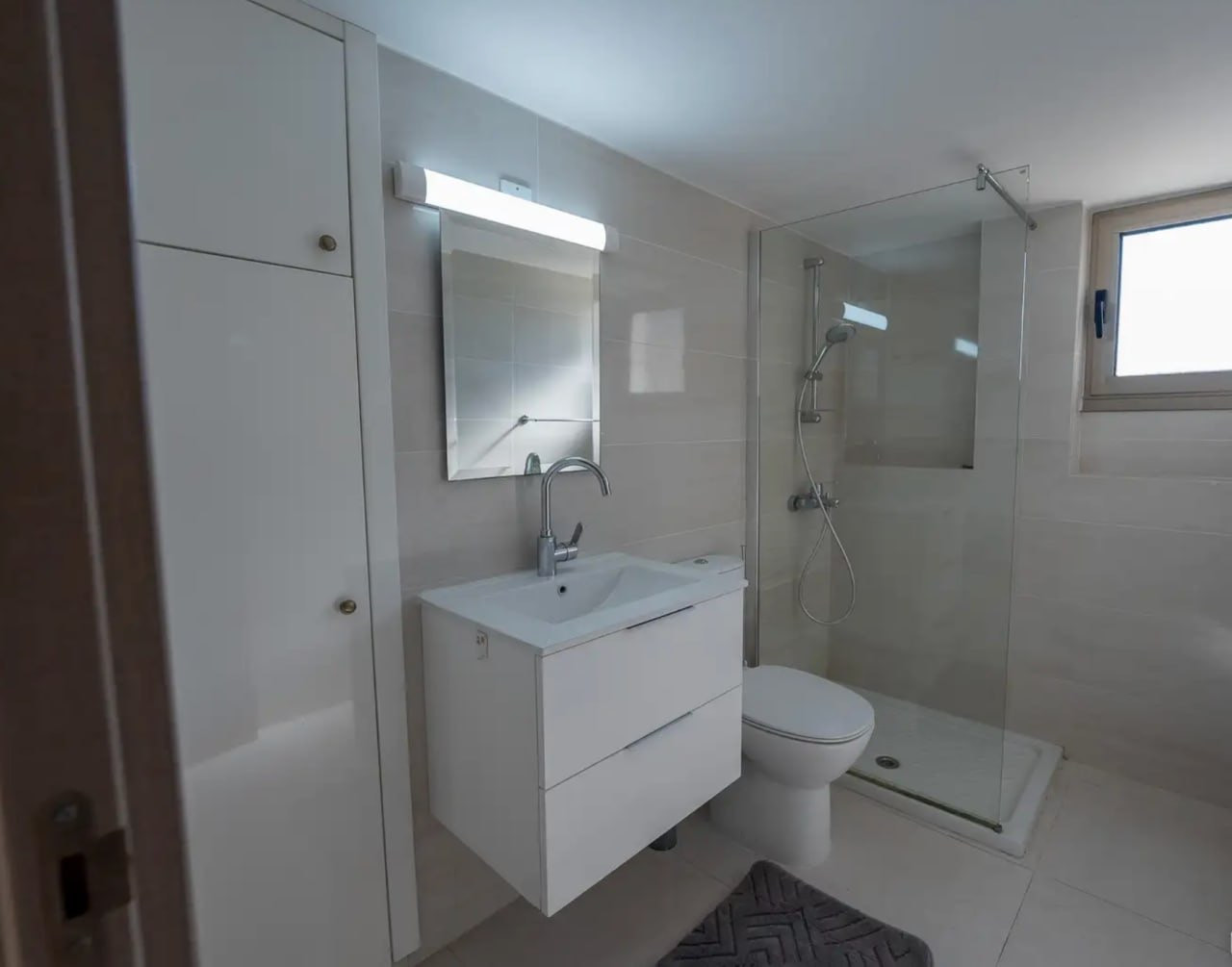 Apartment (Flat) in Agia Zoni, Limassol for Sale