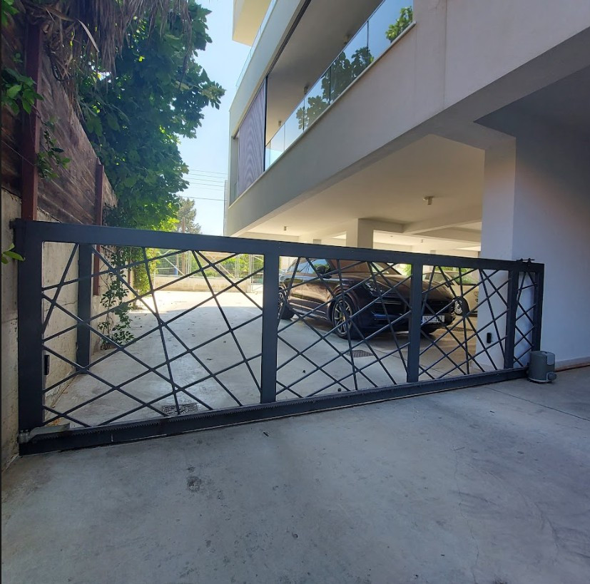 Apartment (Flat) in Papas Area, Limassol for Rent