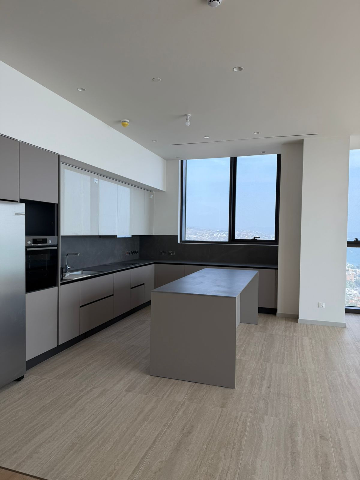 Apartment (Flat) in Germasoyia Tourist Area, Limassol for Sale