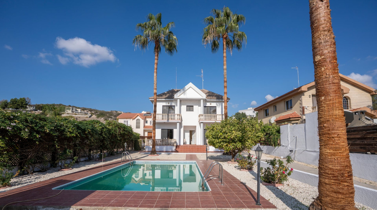 House (Detached) in Pyrgos, Limassol for Sale