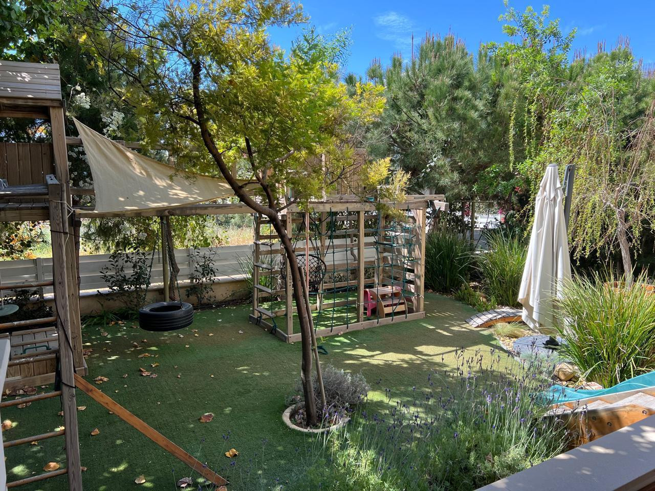 House (Detached) in Amathounta, Limassol for Rent