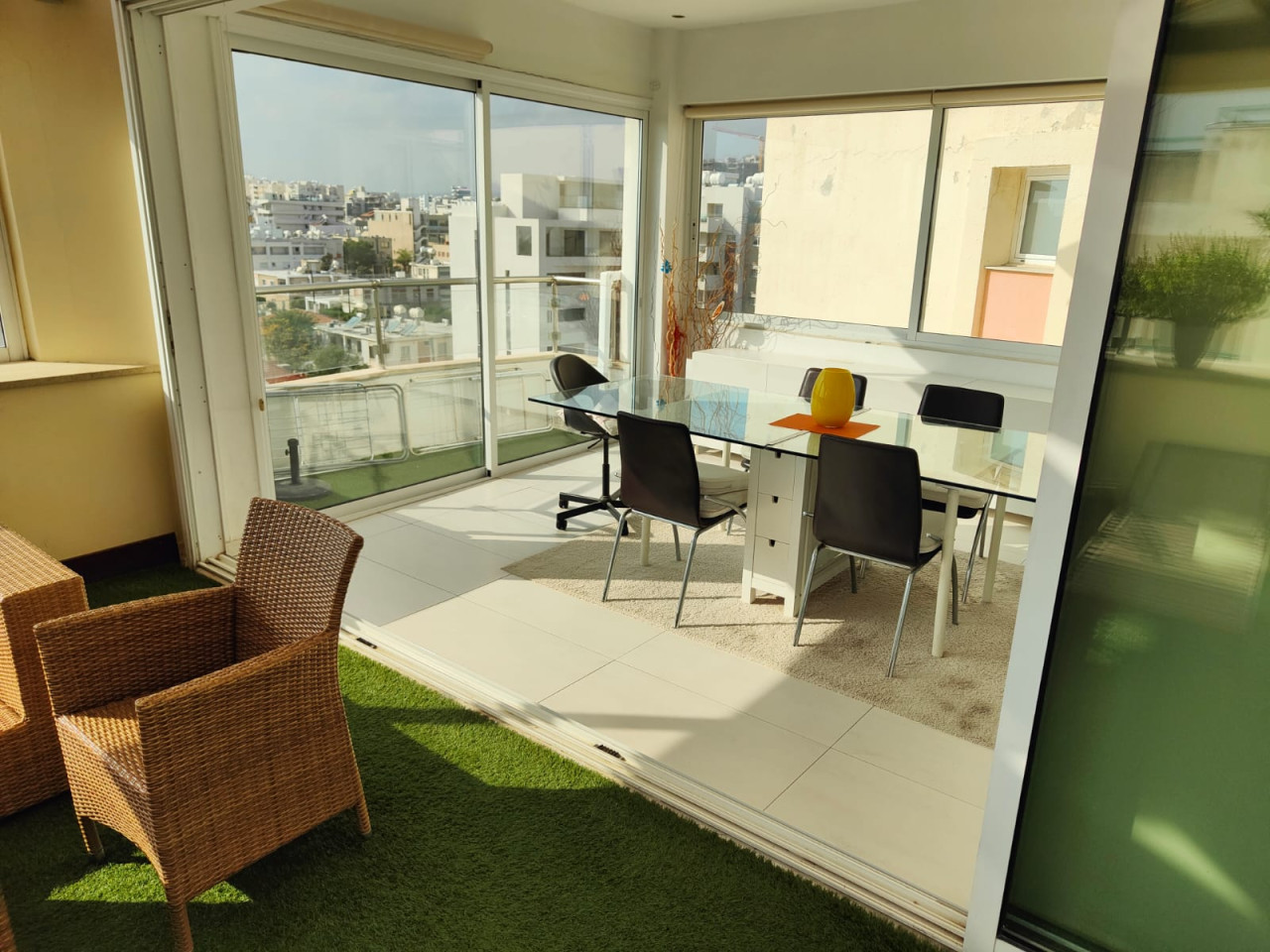 Apartment (Penthouse) in Agia Zoni, Limassol for Rent