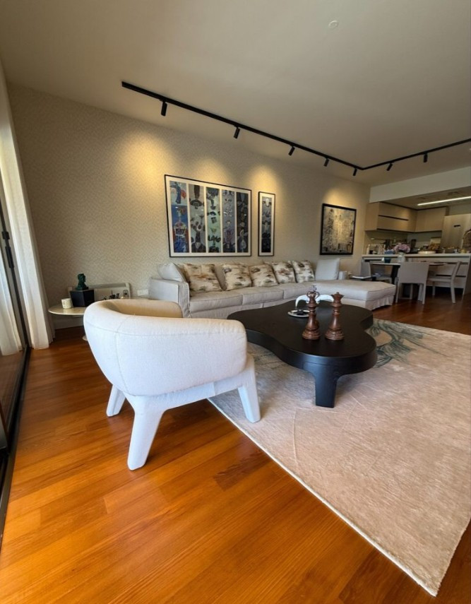 Apartment (Flat) in Park Lane Area, Limassol for Sale