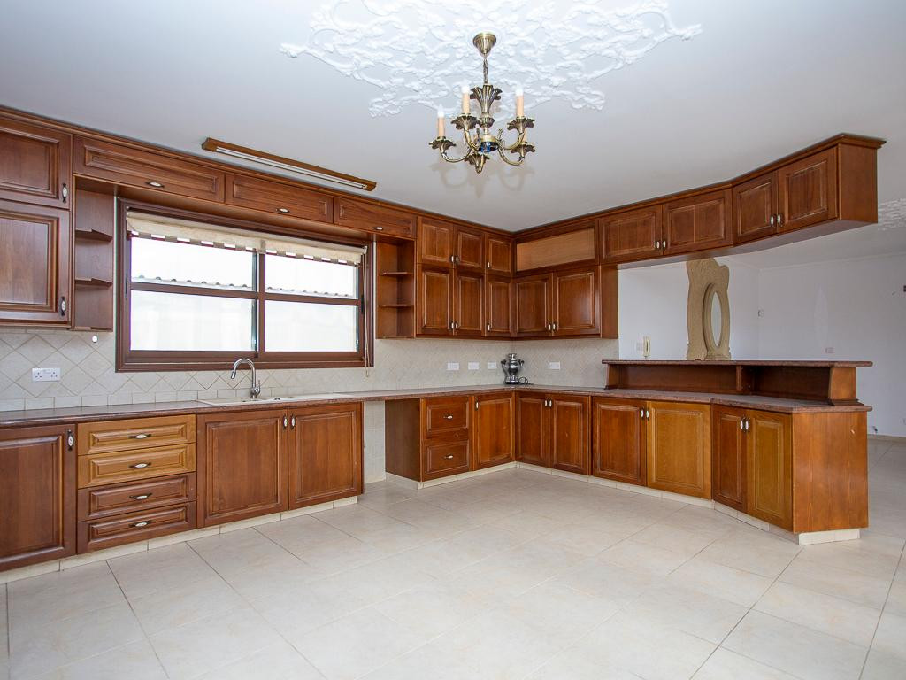 House (Detached) in Ypsonas, Limassol for Sale